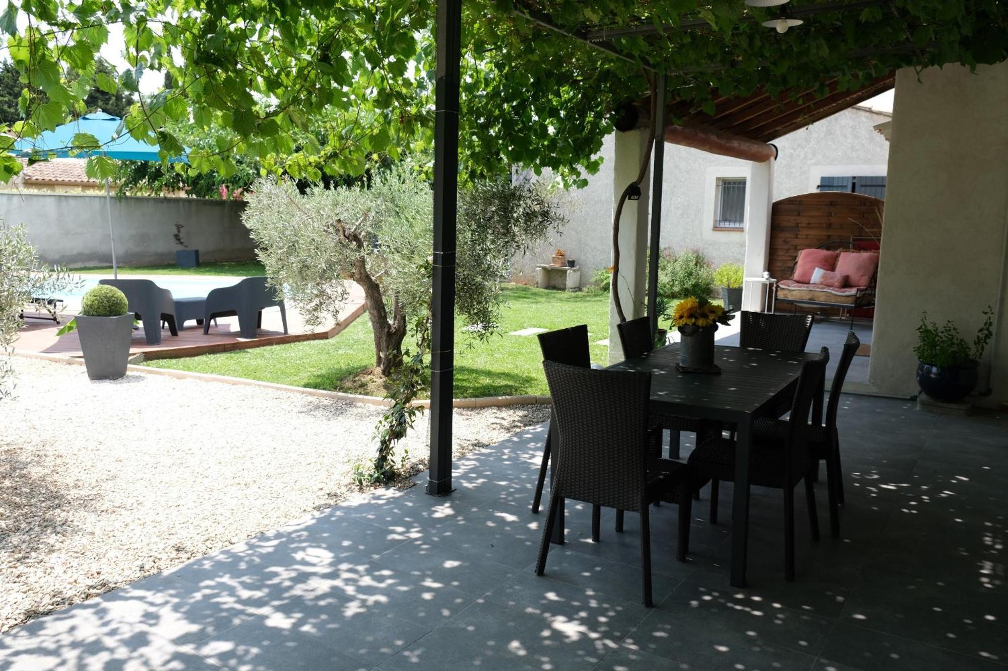 הוילה Very Pleasant House With Swimming Pool In Mouries, Near Les Baux De Provence In The Alpilles - 6 People מראה חיצוני תמונה